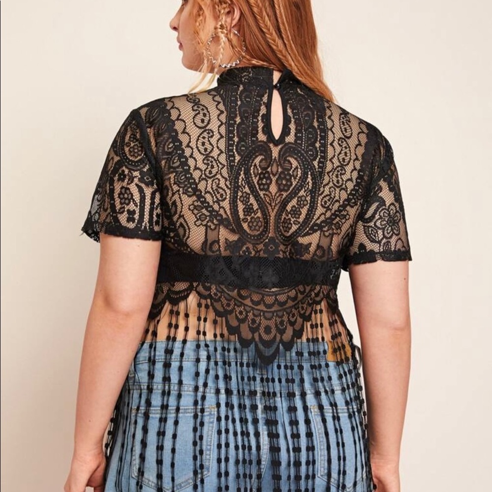 LACE TOP